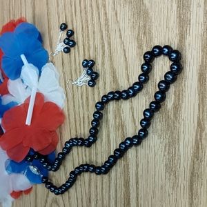 New Black Akoya pearl necklace and earrings.